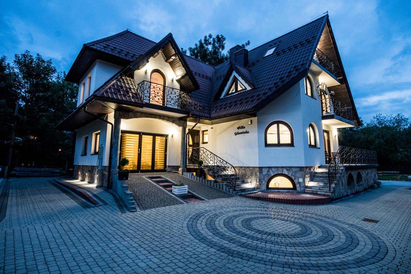 WILLA GALANTÓWKA, Zakopane, Poland