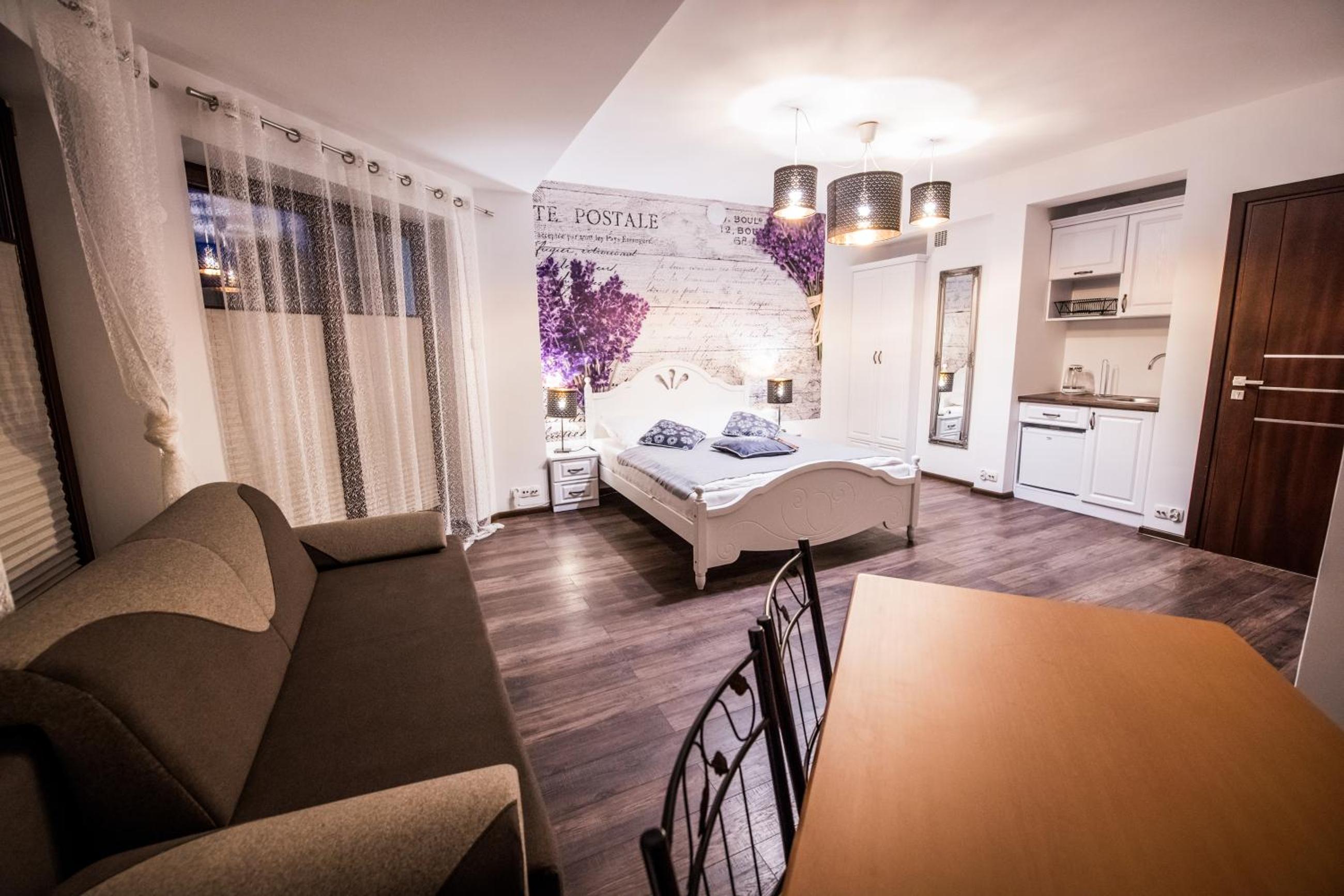 Deluxe Room (2 Adults + 1 Child) at WILLA GALANTÓWKA